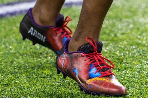football cleats in nfl